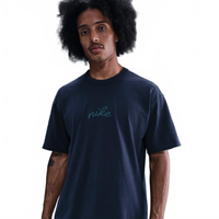 Camiseta Nike Sportswear Essential Masculina