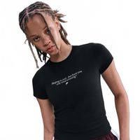 Camiseta Nike Sportswear Chill Feminina