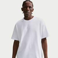 Camiseta Nike Sportswear Premium Essentials Masculina