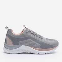 Tênis esportivo texturizado cinza