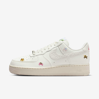 Tênis Nike Air Force 1 '07 Feminino