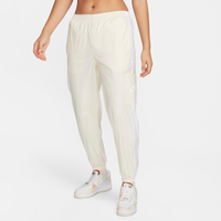 Calça Nike Sportswear Feminina
