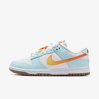 Tênis Nike Dunk Low LX Feminino