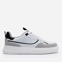Tênis casual com recortes branco