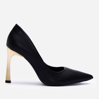 Scarpin bico fino salto fino preto