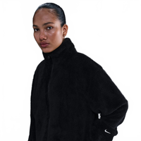 Jaqueta Nike Sportswear Essential Sherpa Oversized Feminina