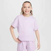 Camiseta Nike Sportswear Essentials Juvenil