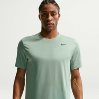 Camiseta Nike Dri-FIT Legend Masculina