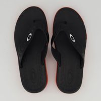Chinelo Oakley Crowd Preto e Vermelho
