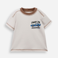 Camiseta infantil com algodão estampada bege