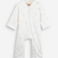 Macacão infantil manga longa floral off white
