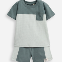 Conjunto curto infantil com recorte verde
