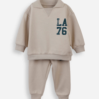 Conjunto infantil de moletom com gola polo bege