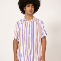 Camisa relaxed de viscose listrada manga curta multicor