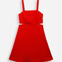 Vestido juvenil curto com cutout na cintura vermelho