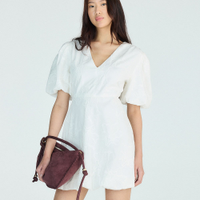 Vestido curto balonê feminino manga bufante bordado floral branco