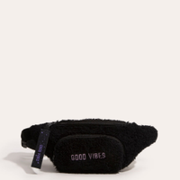 Pochete sherpa good vibes preto