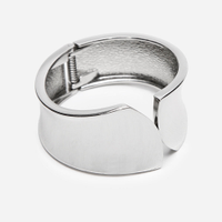 Bracelete arredondado prateado