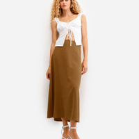 Saia midi feminina evasê de viscose marrom