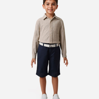 Bermuda de sarja infantil com cinto azul