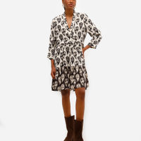 Vestido curto feminino de viscose paisley bege