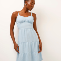 Vestido curto jeans com recortes azul
