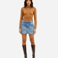 Minissaia feminina jeans com tachas azul