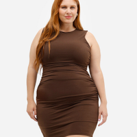 Vestido curto feminino franzido mindset plus size marrom