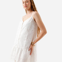 Vestido curto feminino de laise com botão arabesco off white