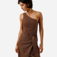 Vestido ombro único com linho e amarração marrom