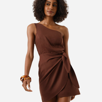 Vestido ombro único com linho e amarração marrom