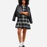 Vestido curto feminino de algodão com babado xadrez verde