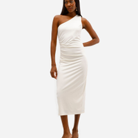Vestido ombro único feminino franzido off white
