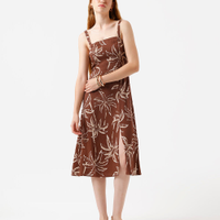 Vestido midi alça fina feminino de viscose folhagens marrom