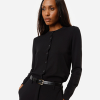 Cardigan cropped feminino de tricot preto