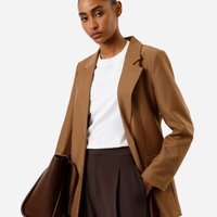 Blazer de alfaiataria feminino com amarração marrom