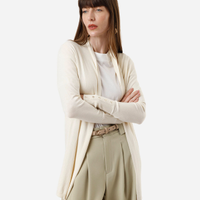 Cardigan feminino de tricot bege