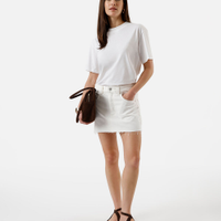 Minissaia feminina de sarja cintura média barra a fio off white