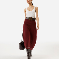 Saia midi feminina de tricot com listras vinho