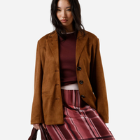Blazer alongado feminino de suede marrom