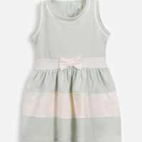 Vestido infantil de algodão com recortes e laço verde