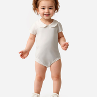 Body infantil gola peter pan com renda off white