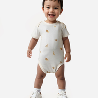 Body de algodão infantil bichinhos off white