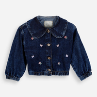 Jaqueta bomber infantil jeans com bordado floral azul