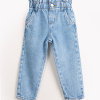 Calça jeans infantil clochard com bolsos azul claro