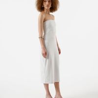 Vestido midi sem alça canelado off white