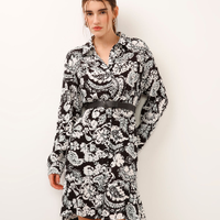 Vestido chemise com cinto floral preto