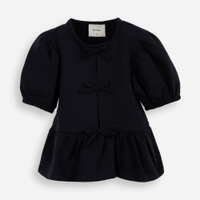 Blusa de algodão infantil com lacinho texturizada preta