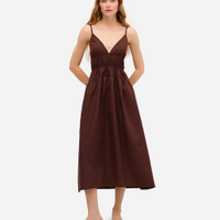 Vestido midi feminino alça fina franzido marrom
