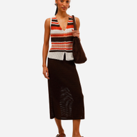 Saia reta feminina de tricot com fenda marrom